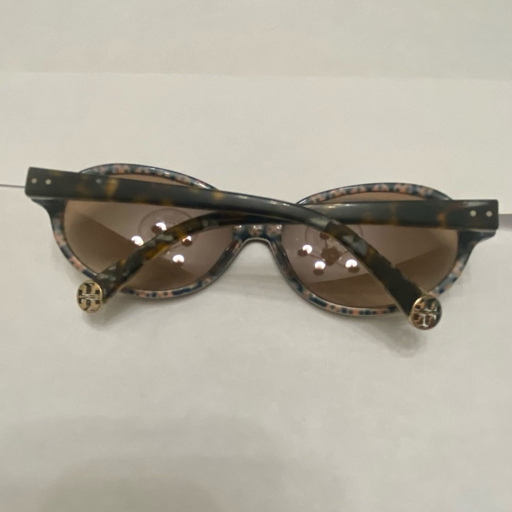 Vintage Authentic Tory Burch Sunglasses with Case