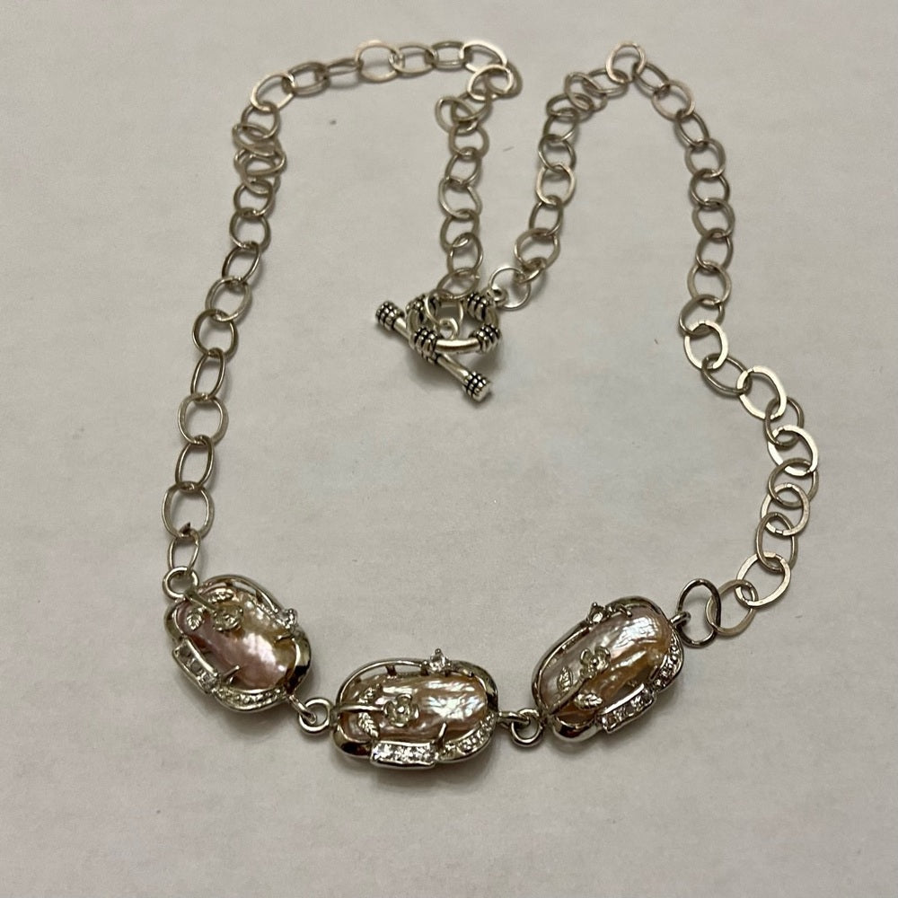 Vintage, 3 Encased Biwa Pearls Pendant w/18in Sterling-925 Chain Necklace