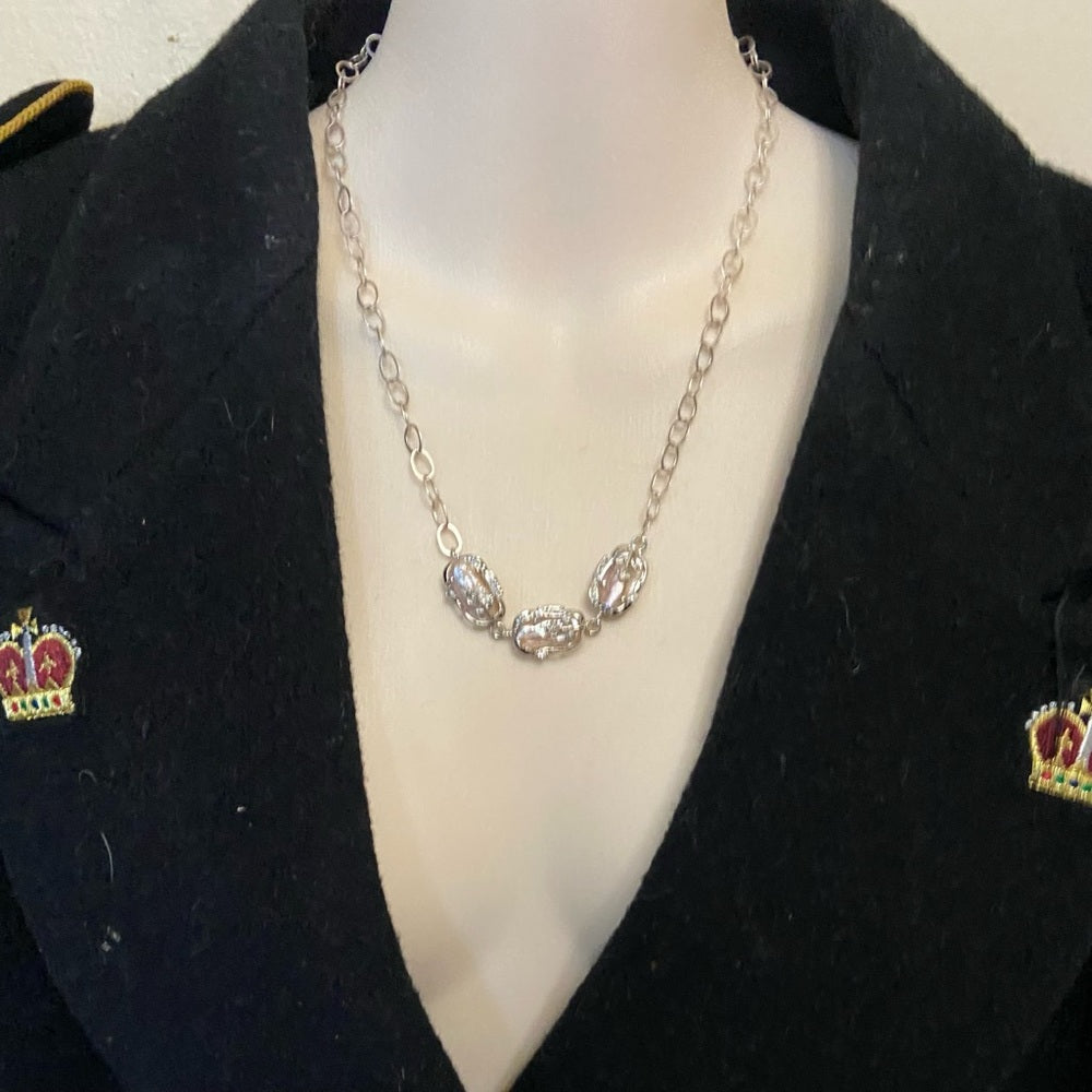 Vintage, 3 Encased Biwa Pearls Pendant w/18in Sterling-925 Chain Necklace