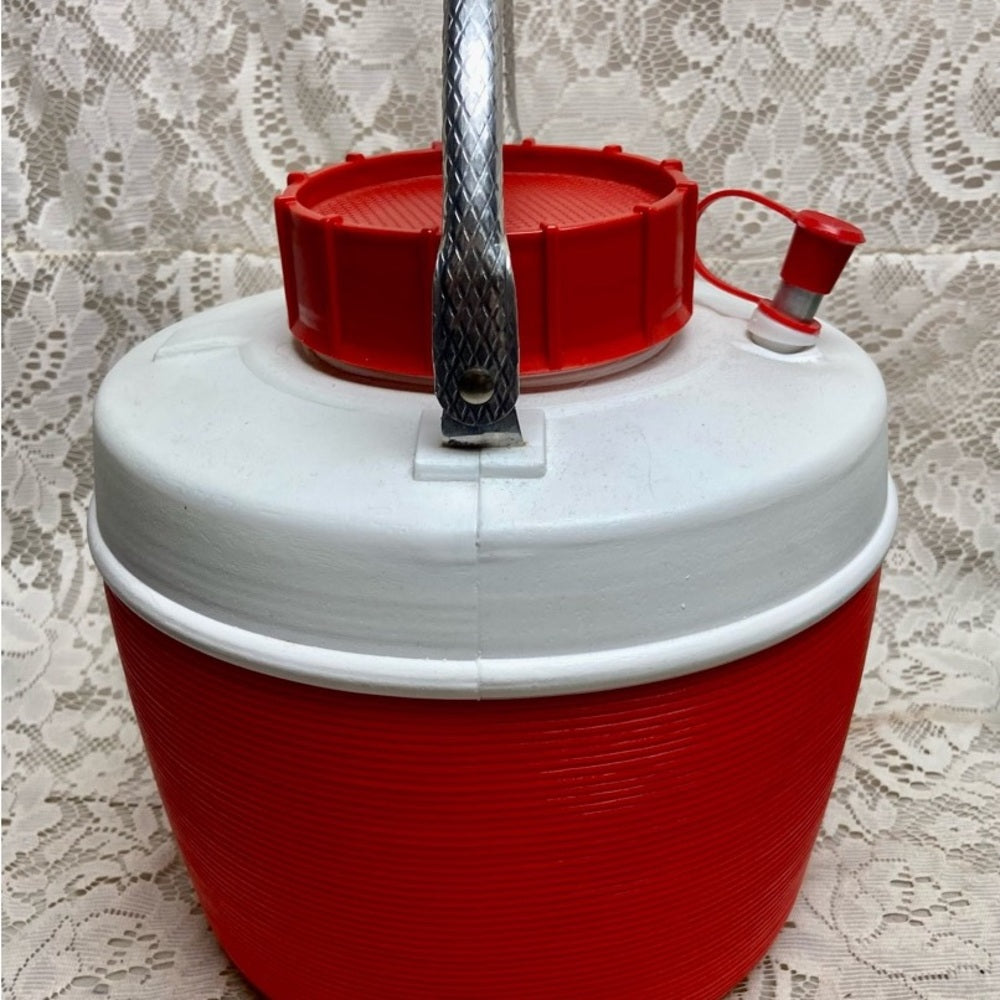 Vintage, Alpine Hot and Cold Jug- Dispenser. 10inH x 9inD (E0823) This is a vin