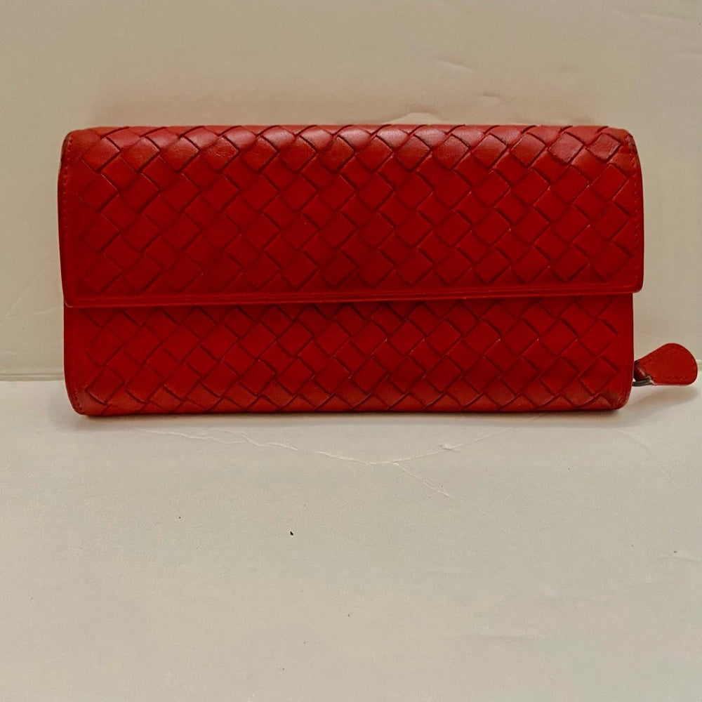 Authentic Bottega Veneta Red Leather Bi-fold Long Wallet