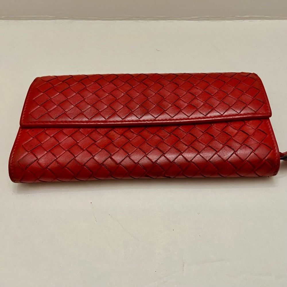 Authentic Bottega Veneta Red Leather Bi-fold Long Wallet