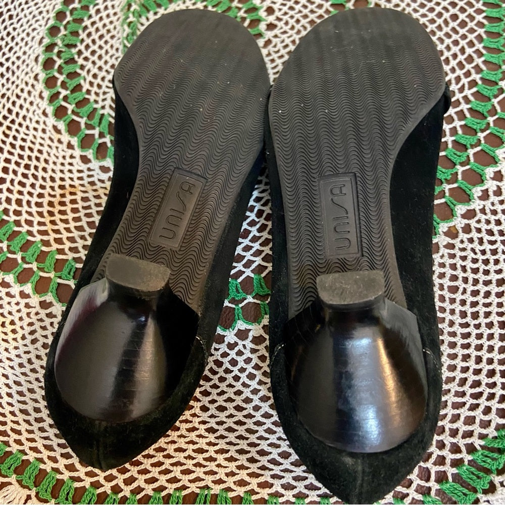 Unisa Black Suede Leather Shoes with Heels - Size 8