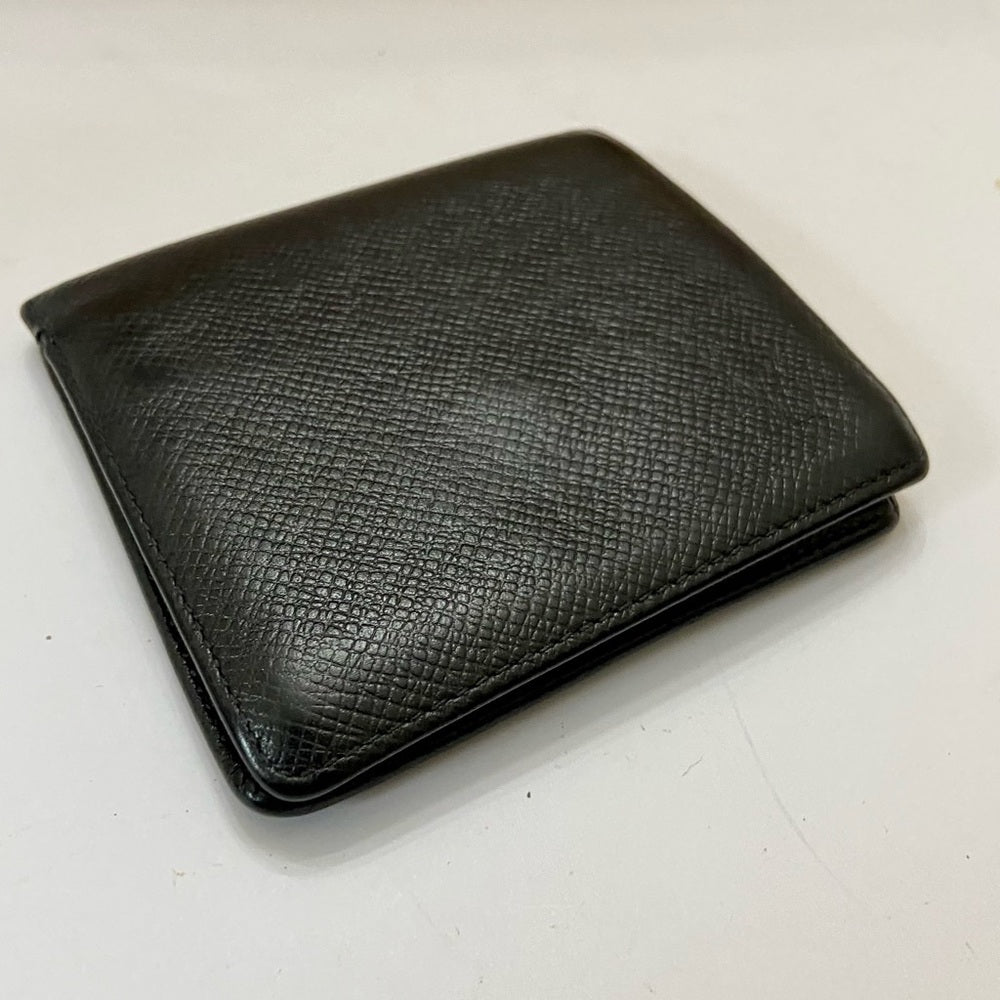 Louis Vuitton Black Taiga Leather Mens Wallet 4in x 4in