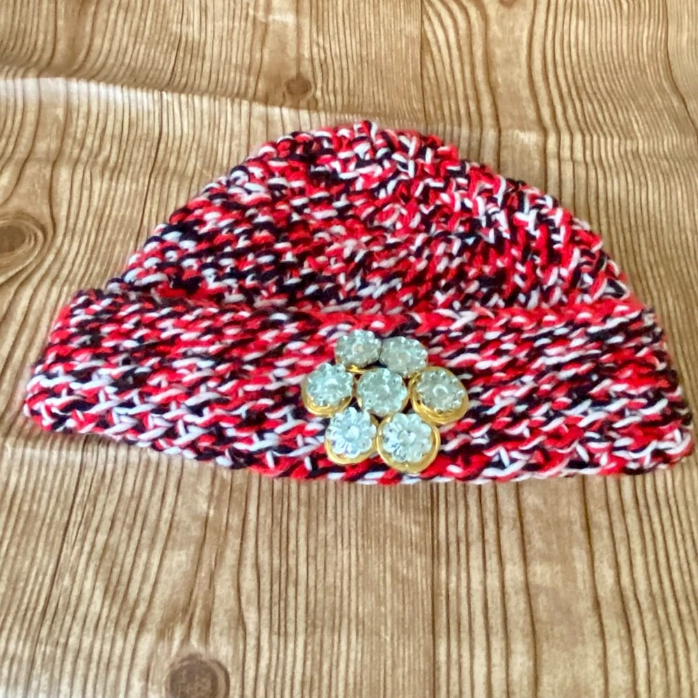 Stunning, Red, Black and White Knitted Cotton Cloche Beanie Hat w/ Floral Brooch