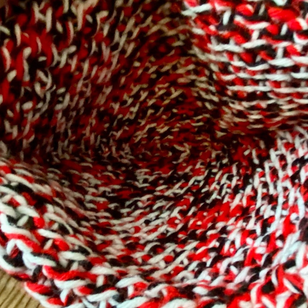 Stunning, Red, Black and White Knitted Cotton Cloche Beanie Hat w/ Floral Brooch