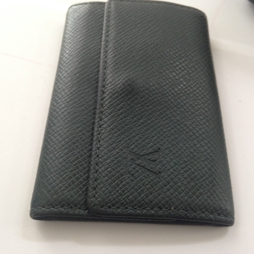 Louis Vuitton Green Taiga Leather 6-Hooks Key Case