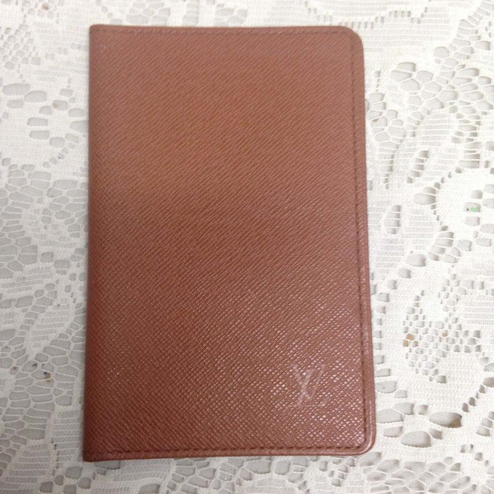 L. Vuitton Brown Taiga Leather ID-Credit Card Case