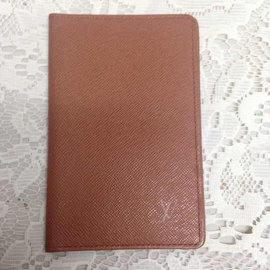 L. Vuitton Brown Taiga Leather ID-Credit Card Case