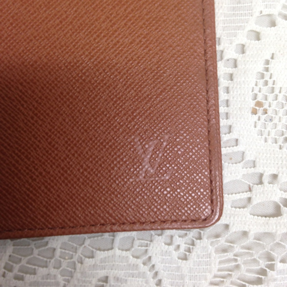 L. Vuitton Brown Taiga Leather ID-Credit Card Case