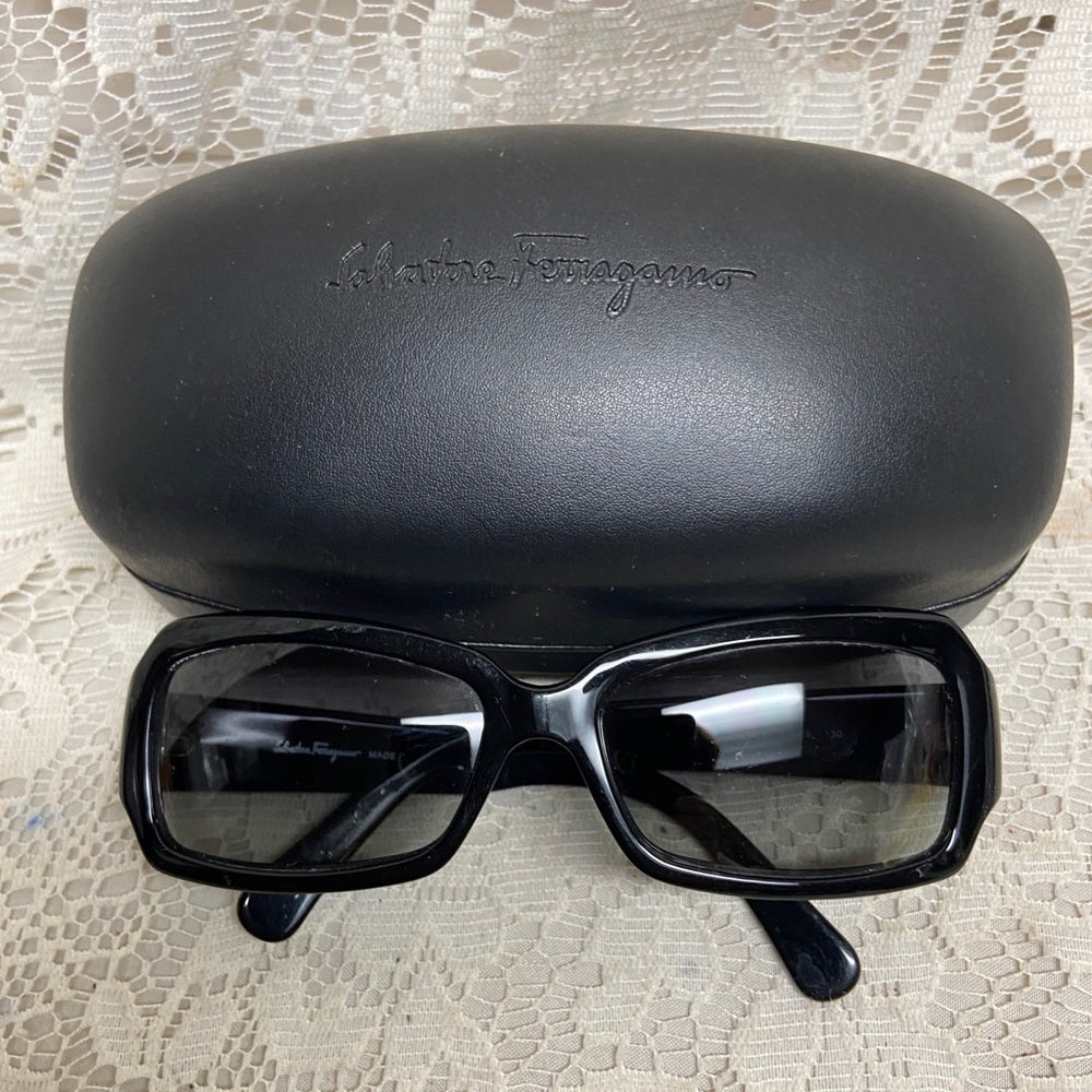 Salvatore Ferragamo Italy 2108 Sun Glasses