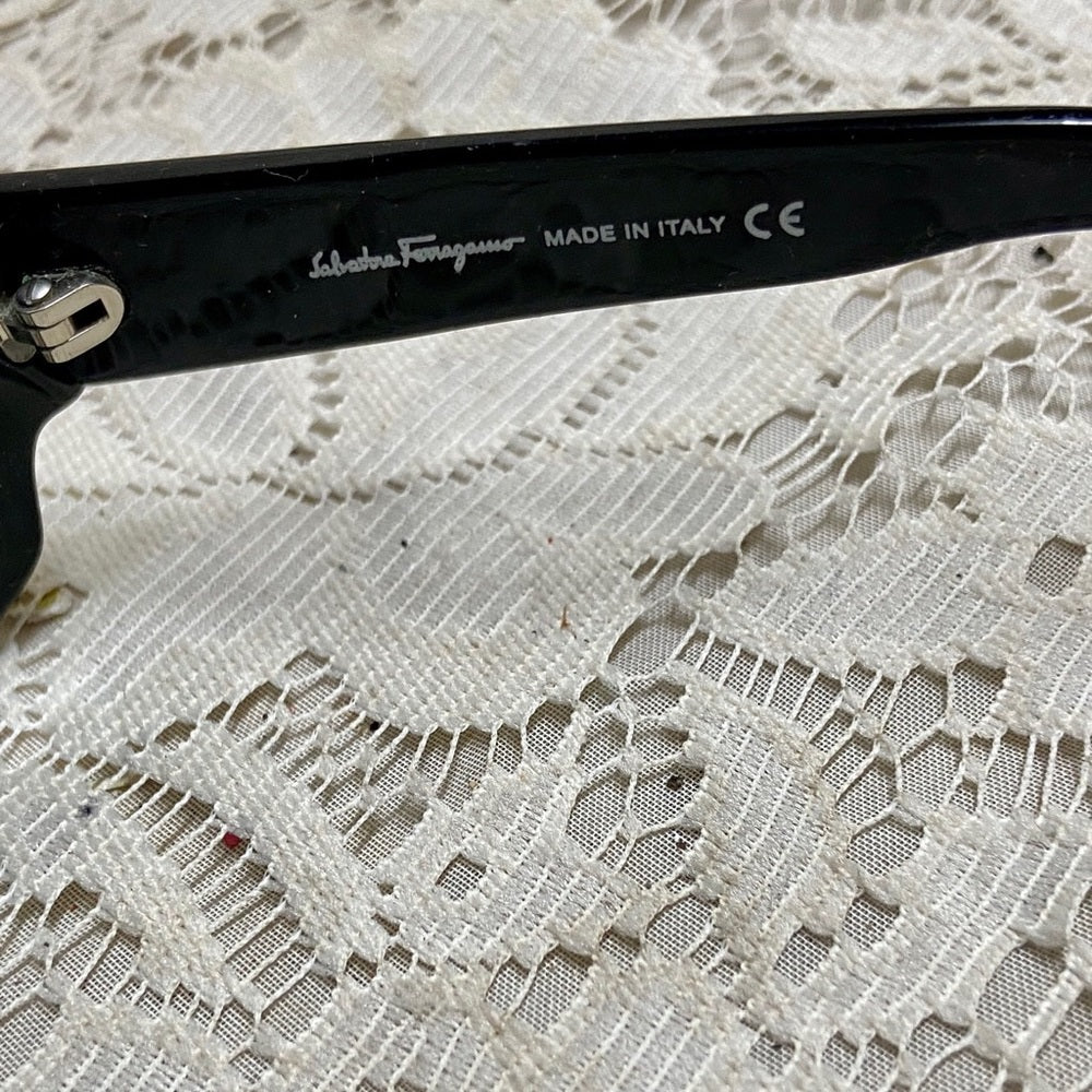 Salvatore Ferragamo Italy 2108 Sun Glasses