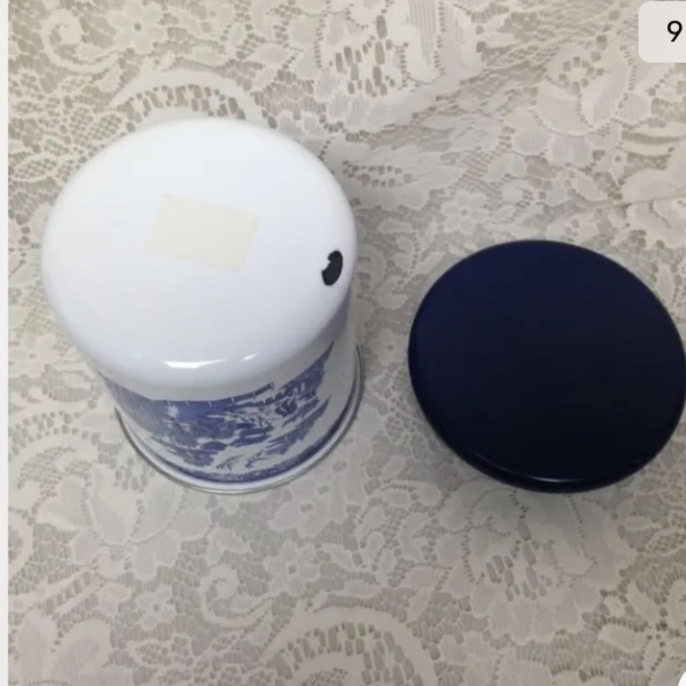Vintage, Rare, 2pc  Blue Willow Enamelware Canister Set  7in T and 6in T