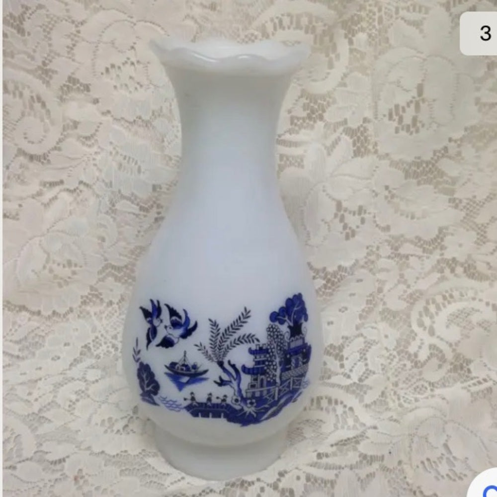 Vintage, Blue Willow Large Milk Glass Chimney 10in H x 5.5in W