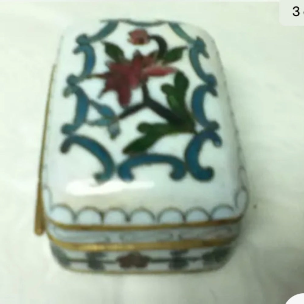 Vintage, Elegant, Cloissone Rectangular Hinged Trinket Box 2in x 1.5in x 1.5in