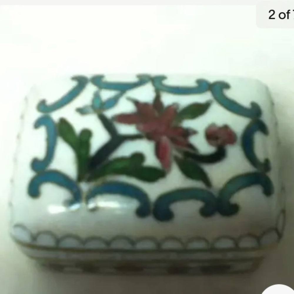 Vintage, Elegant, Cloissone Rectangular Hinged Trinket Box 2in x 1.5in x 1.5in