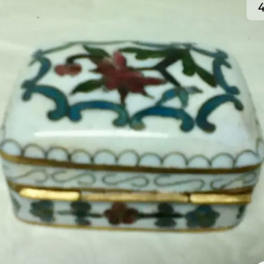 Vintage, Elegant, Cloissone Rectangular Hinged Trinket Box 2in x 1.5in x 1.5in