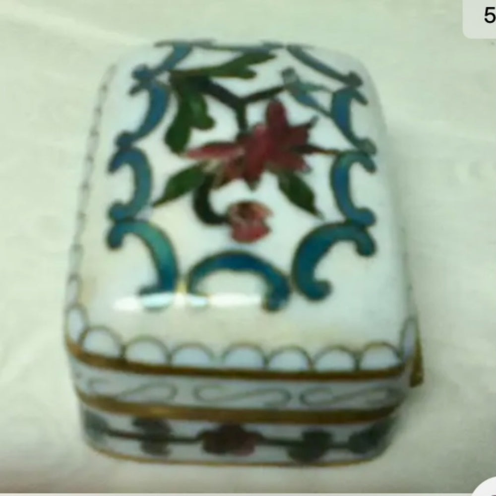 Vintage, Elegant, Cloissone Rectangular Hinged Trinket Box 2in x 1.5in x 1.5in