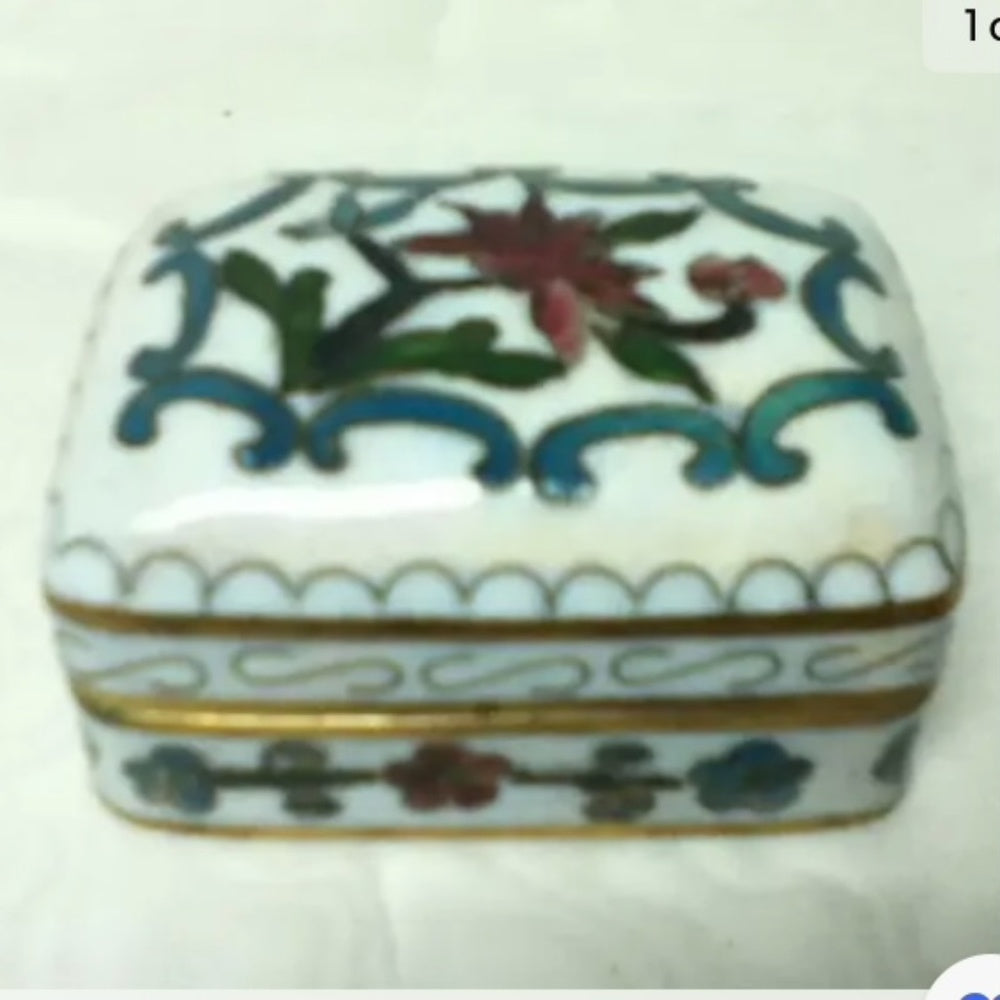 Vintage, Elegant, Cloissone Rectangular Hinged Trinket Box 2in x 1.5in x 1.5in