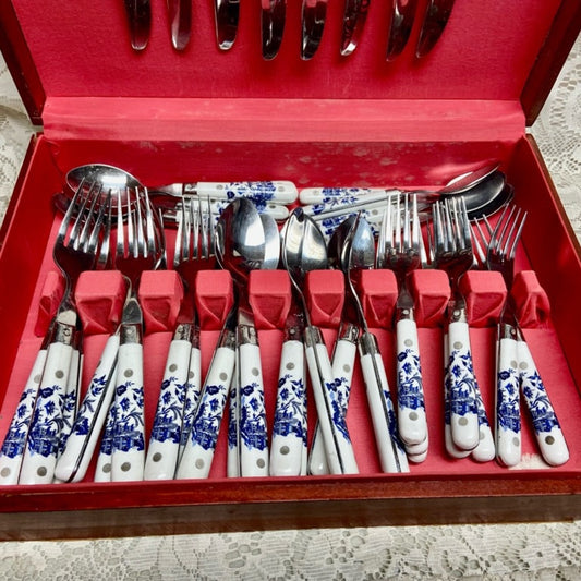 Vintage, Stainless China, 30-pc Blue Willow Flatware, Svc for 6