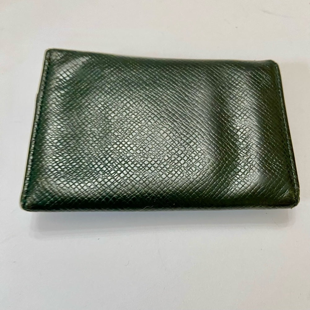 Louis Vuitton Green Taiga Leather 6-Hooks Key Case