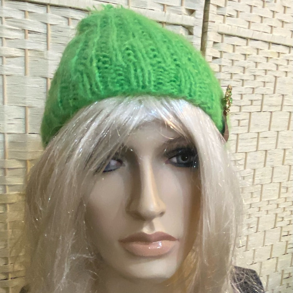 Beautiful. Colvin Green Knitted Beanie Hat with Rhinestones