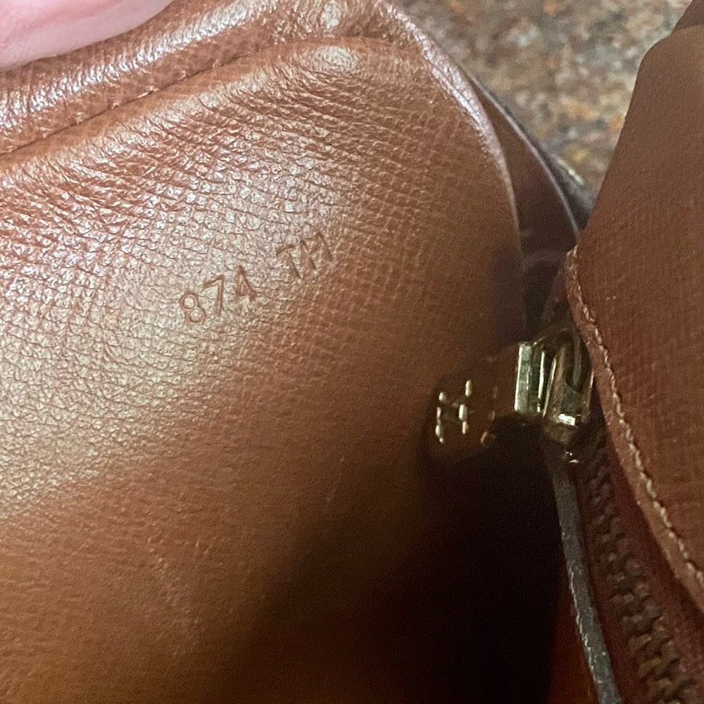 Authentic, Louis Vuitton Mono Leather Trocadero