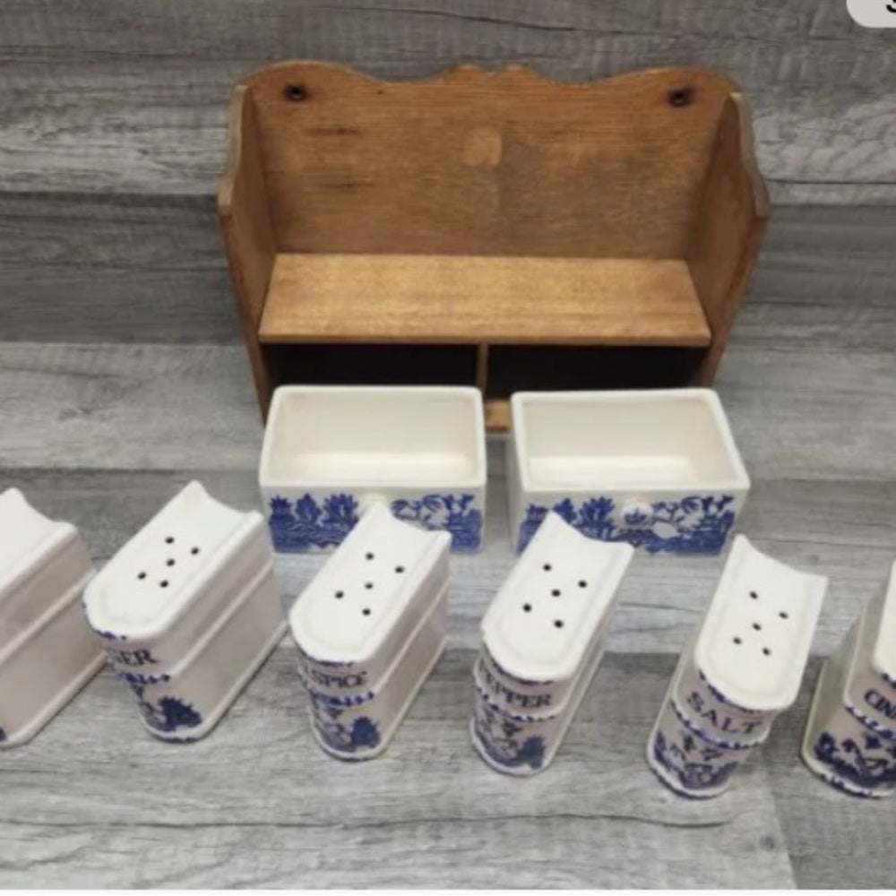 Vintage, Rare, Japan, 9-pc Blue Willow Shaker Set  with Wooden Rack