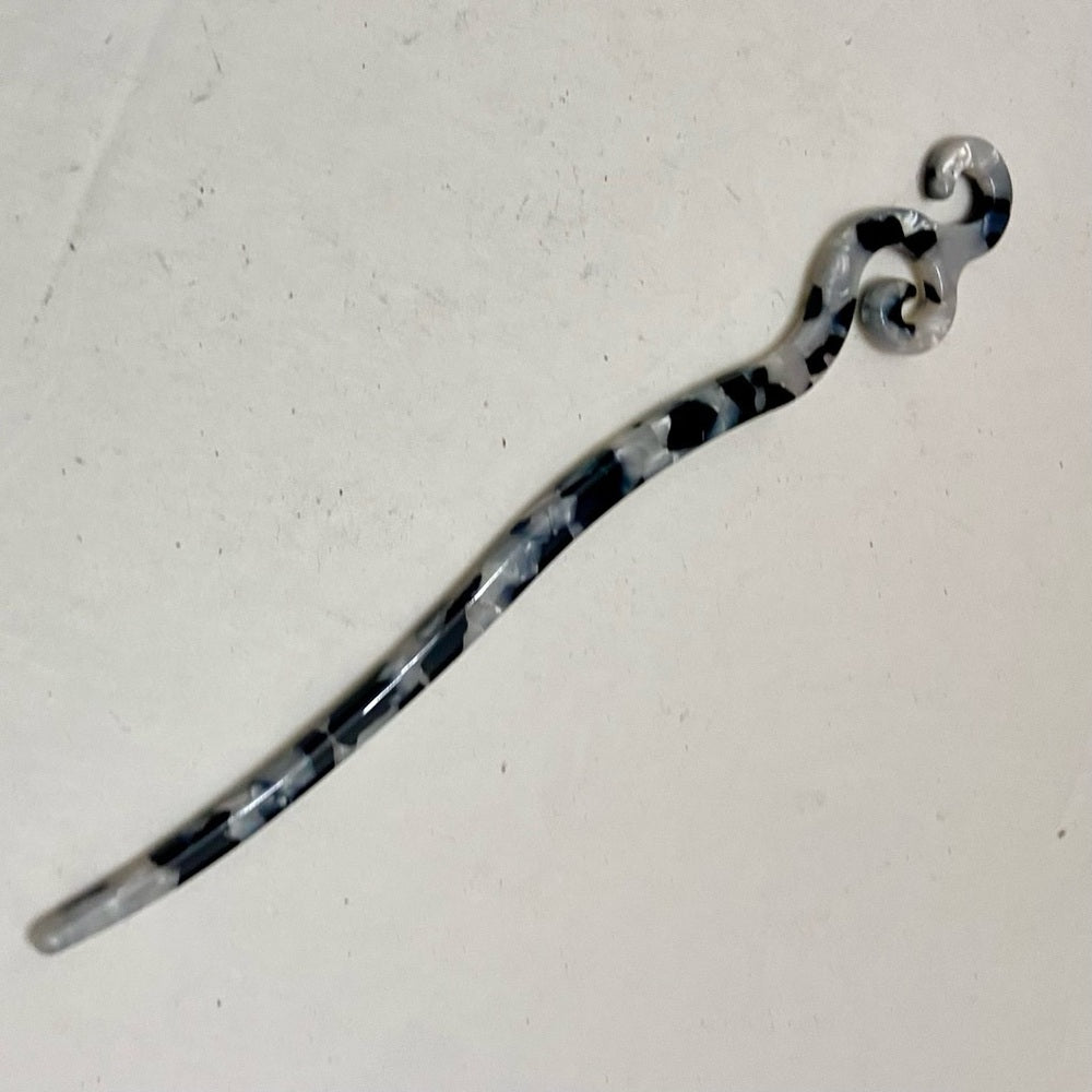 Vintage, Black and White Lucite Hair Pin Accessory 7in x 1in