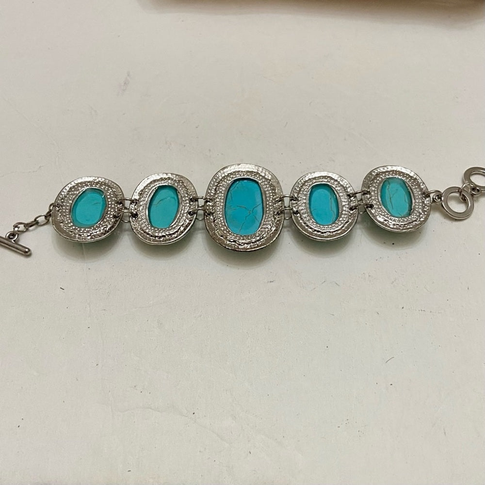 Vintage, Silver Tone and 5pc Faux Turquoise Chain Bracelet 8in L x 2in W