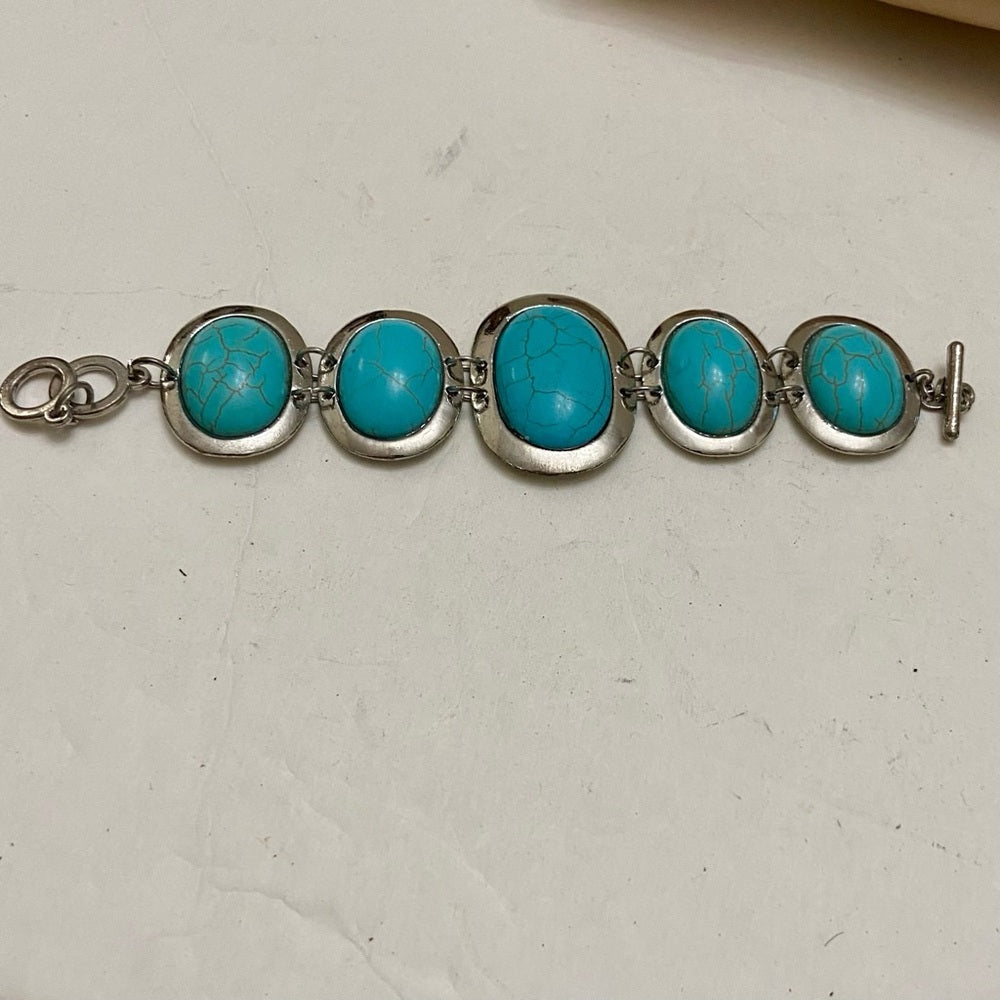 Vintage, Silver Tone and 5pc Faux Turquoise Chain Bracelet 8in L x 2in W