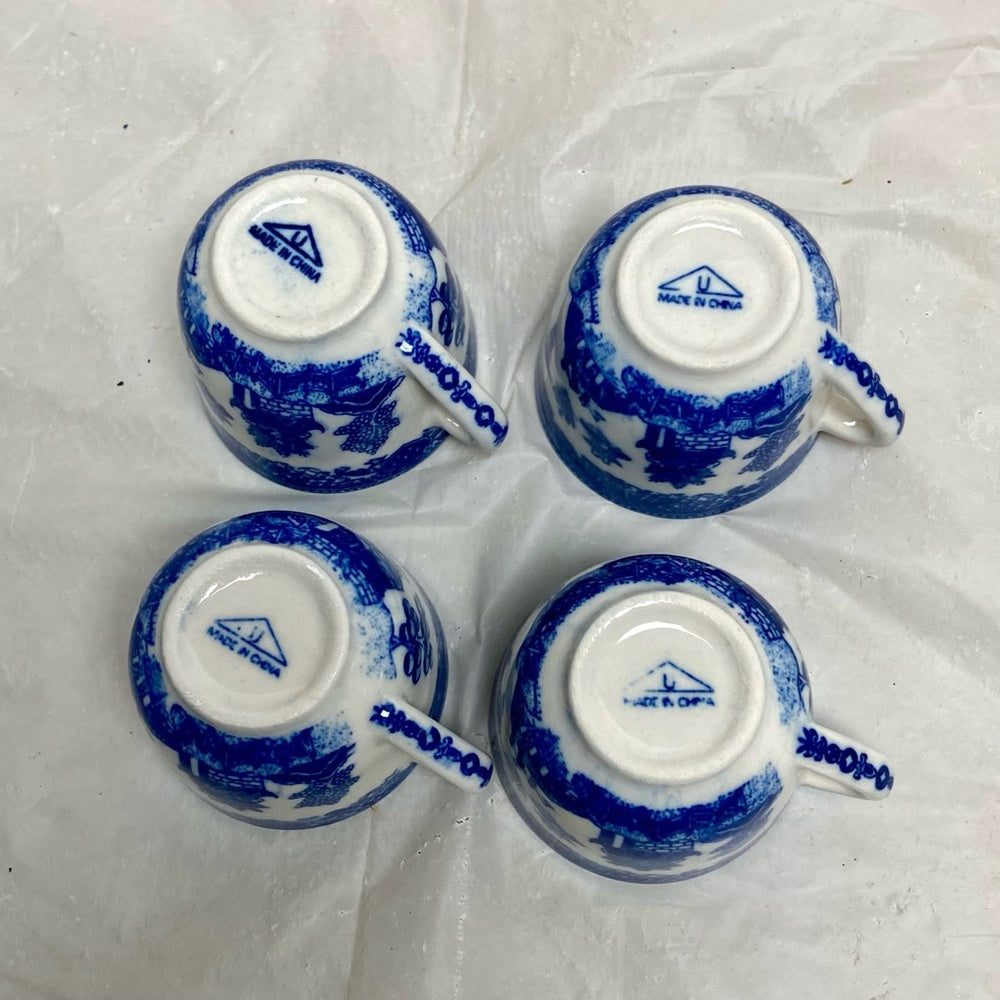 Vintage, Blue Willow, Rare, 13pc Child’s Tea Set with Basket