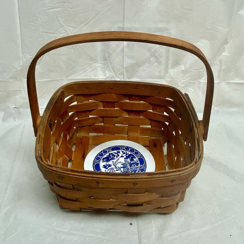 Vintage, Blue Willow Longaberger 4in H x 7.5in Square Basket with 4in Handle