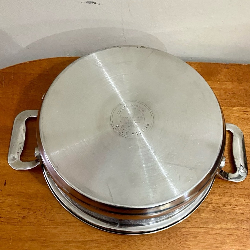 Blue Willow, Stainless Steel Large Dutch Oven w/ Lid 14in L x 10.5in D x 3.5in H
