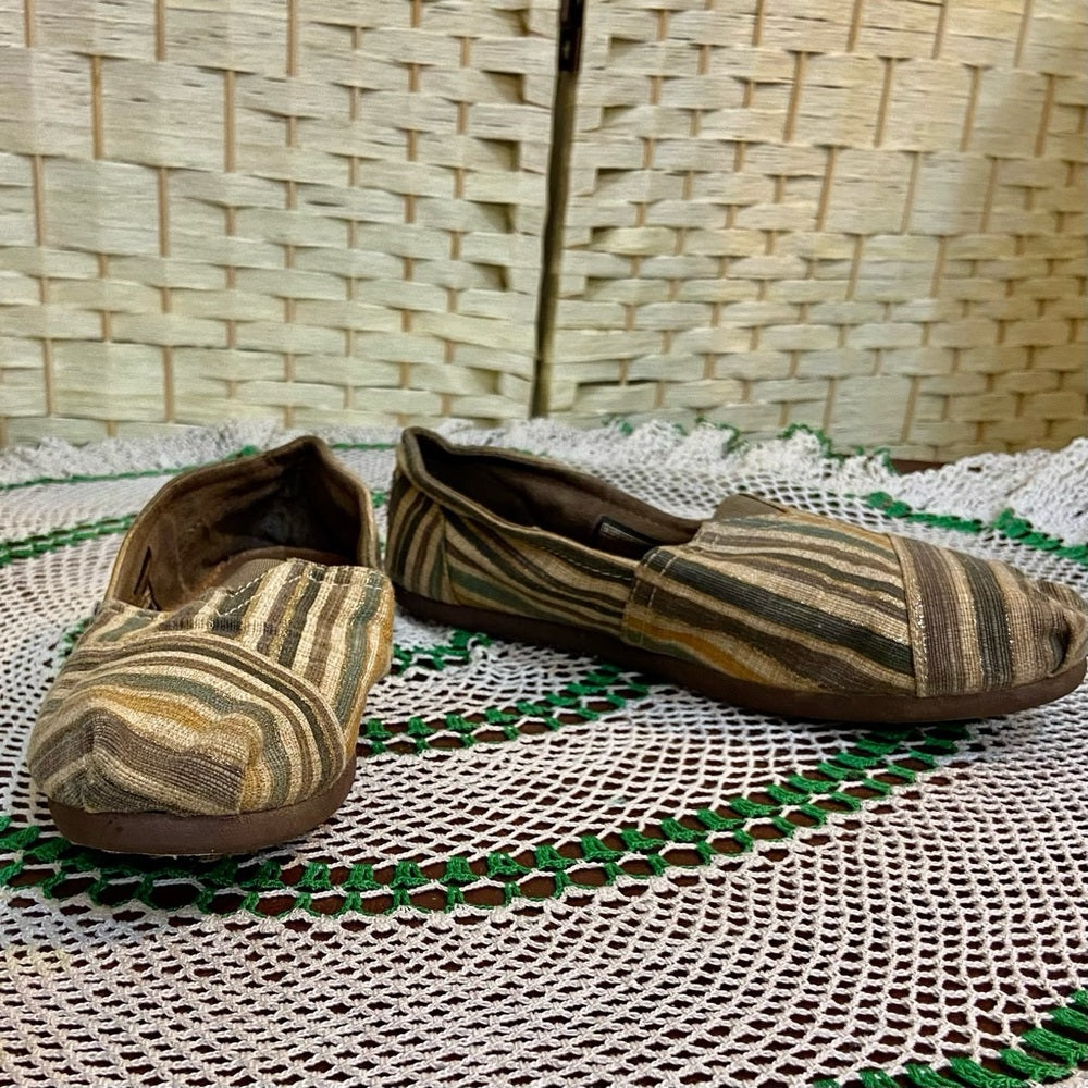 Bobs -Skechers Stripes Fabric Loafer Flat Slip Ons 8.5