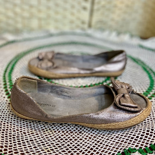 Mossimo Metallic Gold-Silver Open Toe Bow Flat Shoes-Loafers