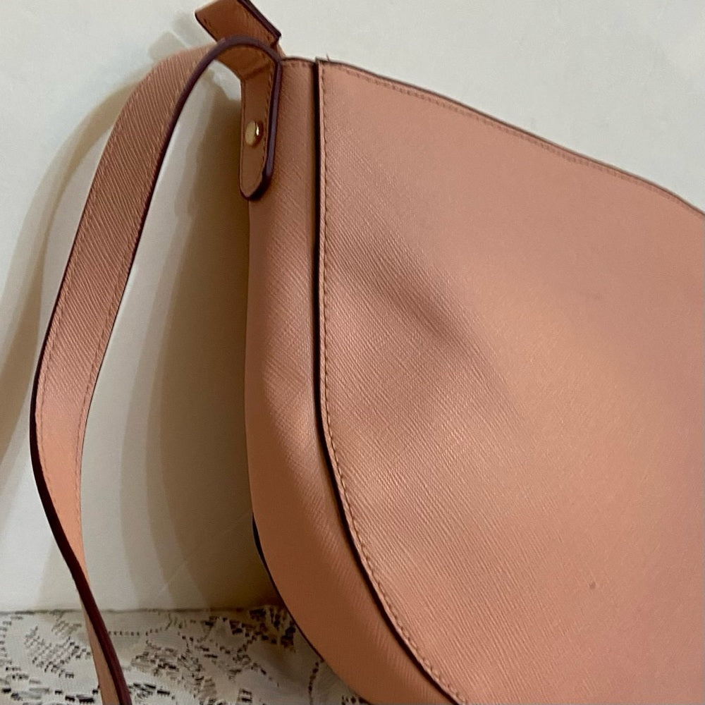 A New Day Pink Leather Crossbody Bag ( 9.5in x 9in x 2in)
