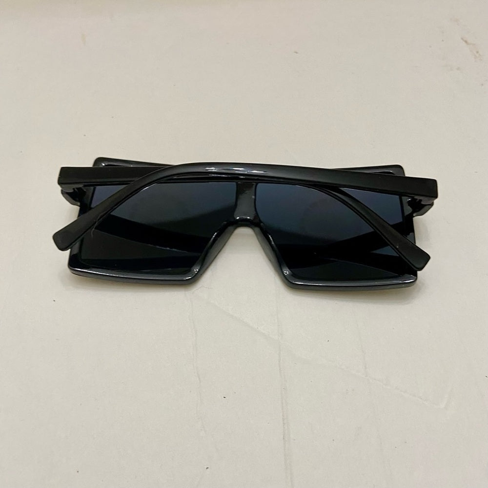 Black Mirrored Kid’s Sunglasses