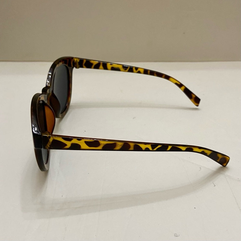 Vintage, Cat Eye Brown Tortoise -Leopard Sunglasses with Case
