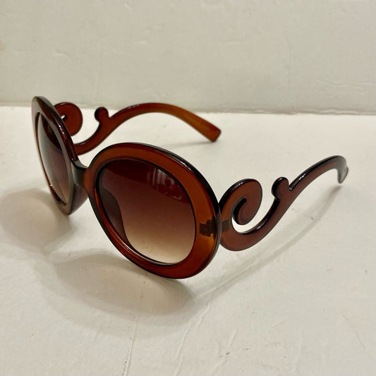Elegant High Fashion Brown Round Sunglasses