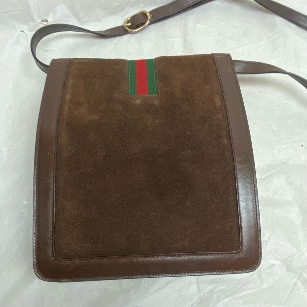 Vintage Gucci Rare Sherry line Suede Leather Shoulder-Crossbody 10in x 8in x 2.5