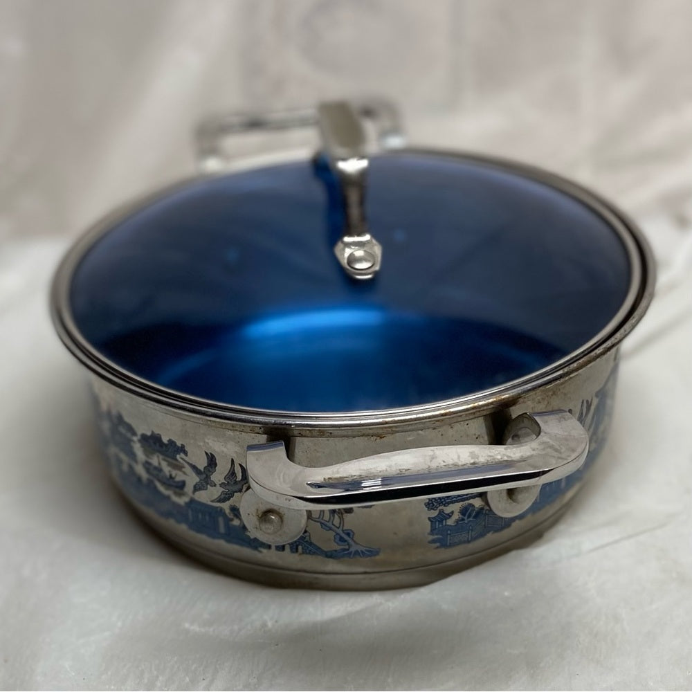 Blue Willow, Stainless Steel Medium-Dutch Oven w/ Lid 12in L x 8.5in D x 5.5in H