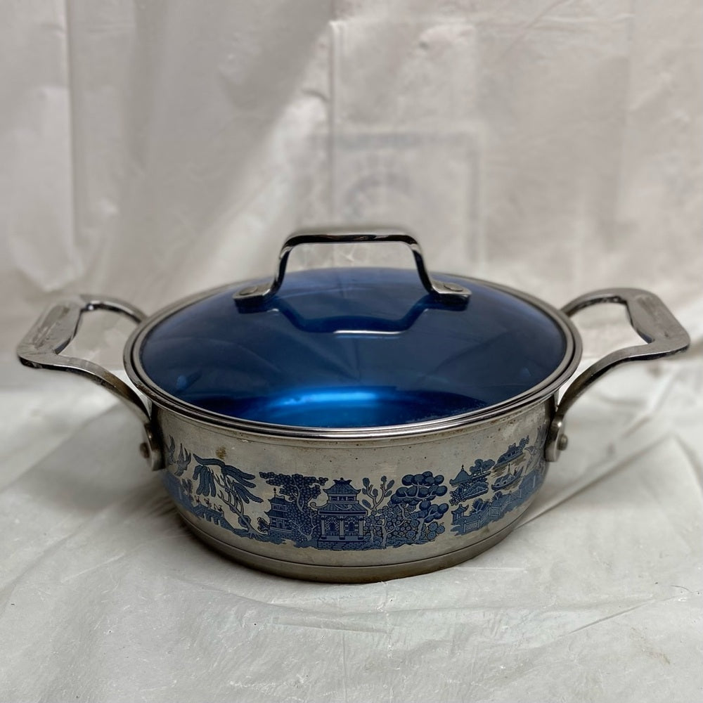 Blue Willow, Stainless Steel Medium-Dutch Oven w/ Lid 12in L x 8.5in D x 5.5in H