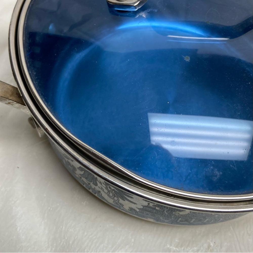 Blue Willow, Stainless Steel Medium-Dutch Oven w/ Lid 12in L x 8.5in D x 5.5in H