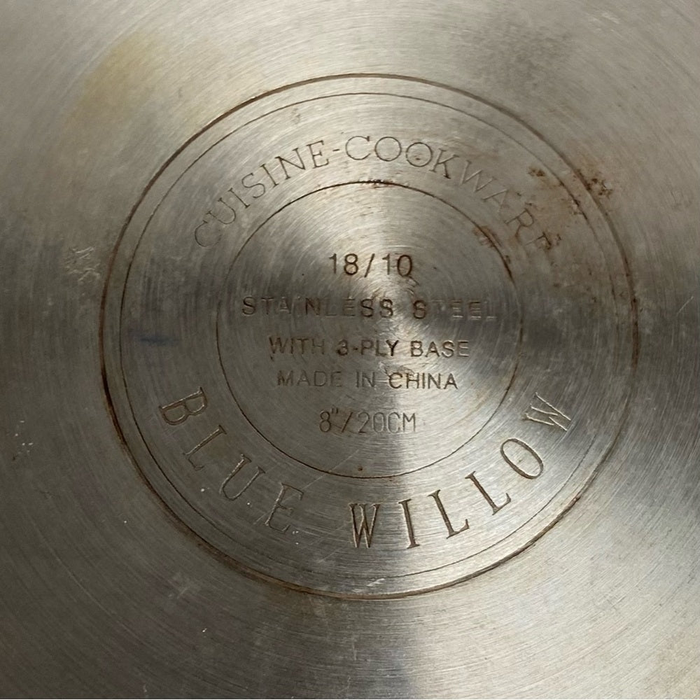 Blue Willow, Stainless Steel Medium-Dutch Oven w/ Lid 12in L x 8.5in D x 5.5in H