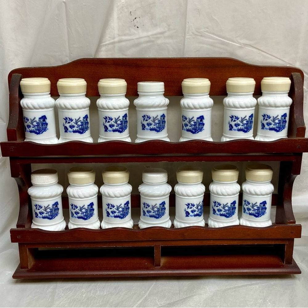 Vintage, Rare, Japan, 15pc Blue Willow Shaker Set  with Wooden Rack
