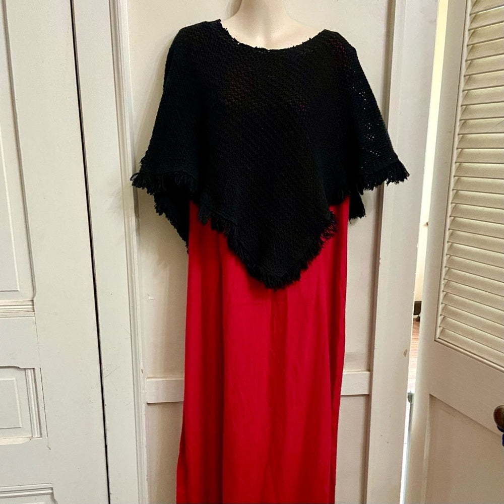 Black Knitted Poncho (One Size)