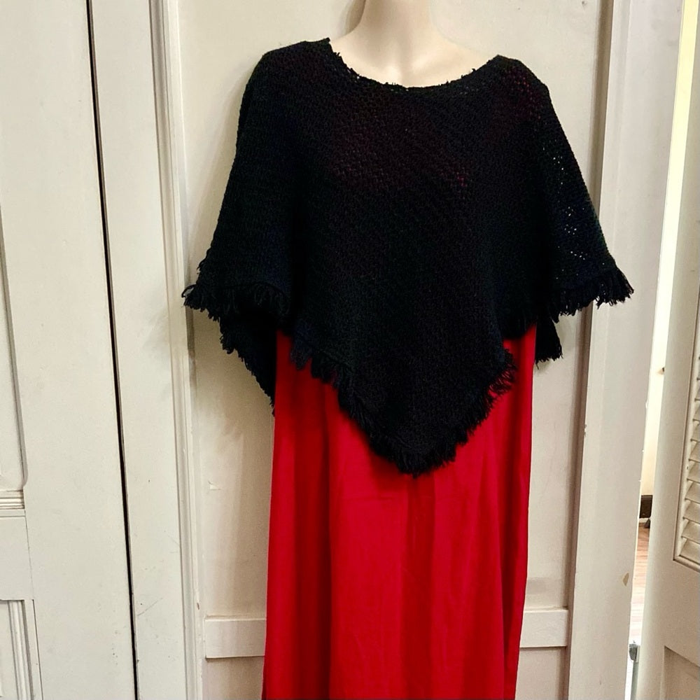Black Knitted Poncho (One Size)