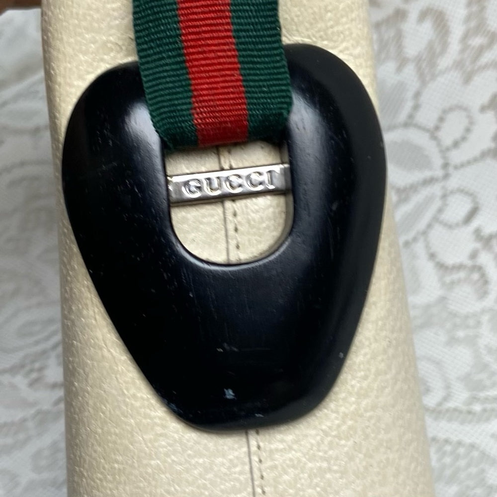 Vintage, Gucci, Small Cream Leather w/ Sherry Line Strap Handbag 9in x 6in x 3in
