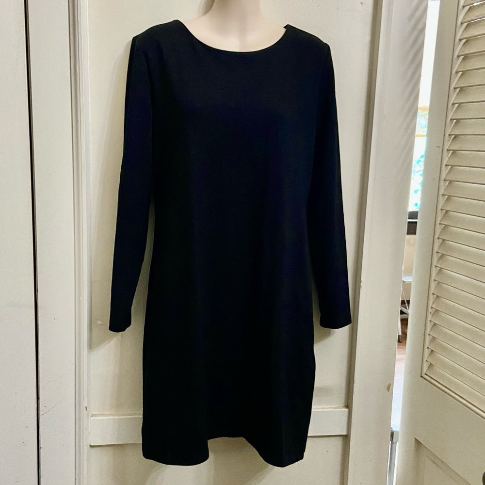 Basic Black Long Sleeves Dress Size M
